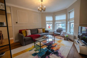 Classical Beauty 1-Bed Retreat in Greenwich